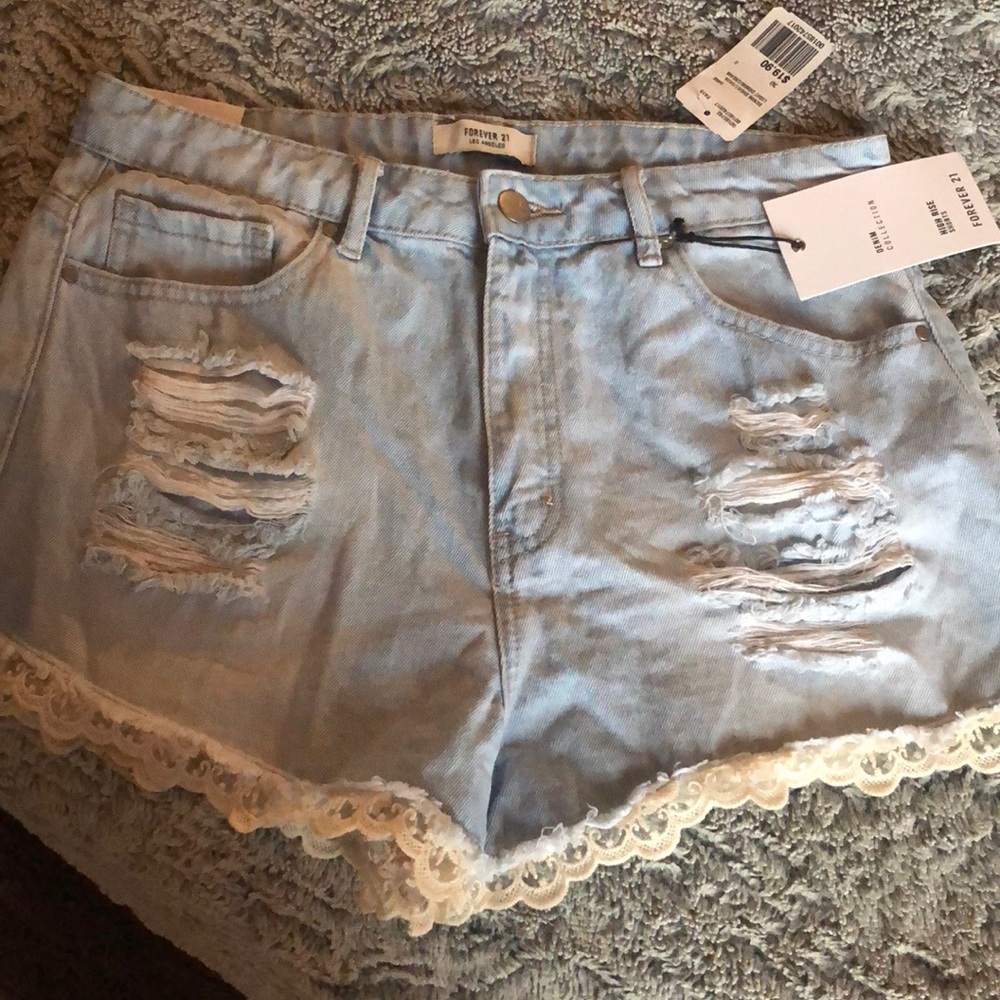Forever 21 shorts size 30 - Picture 2 of 5